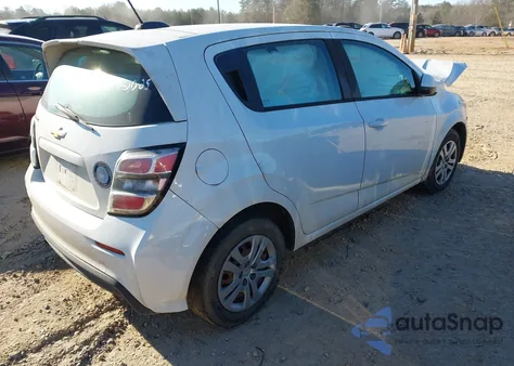 2018 Chevrolet Sonic Lt Auto z USA, uszkodzony, nr VIN 1G1JG6SH8J4106964
